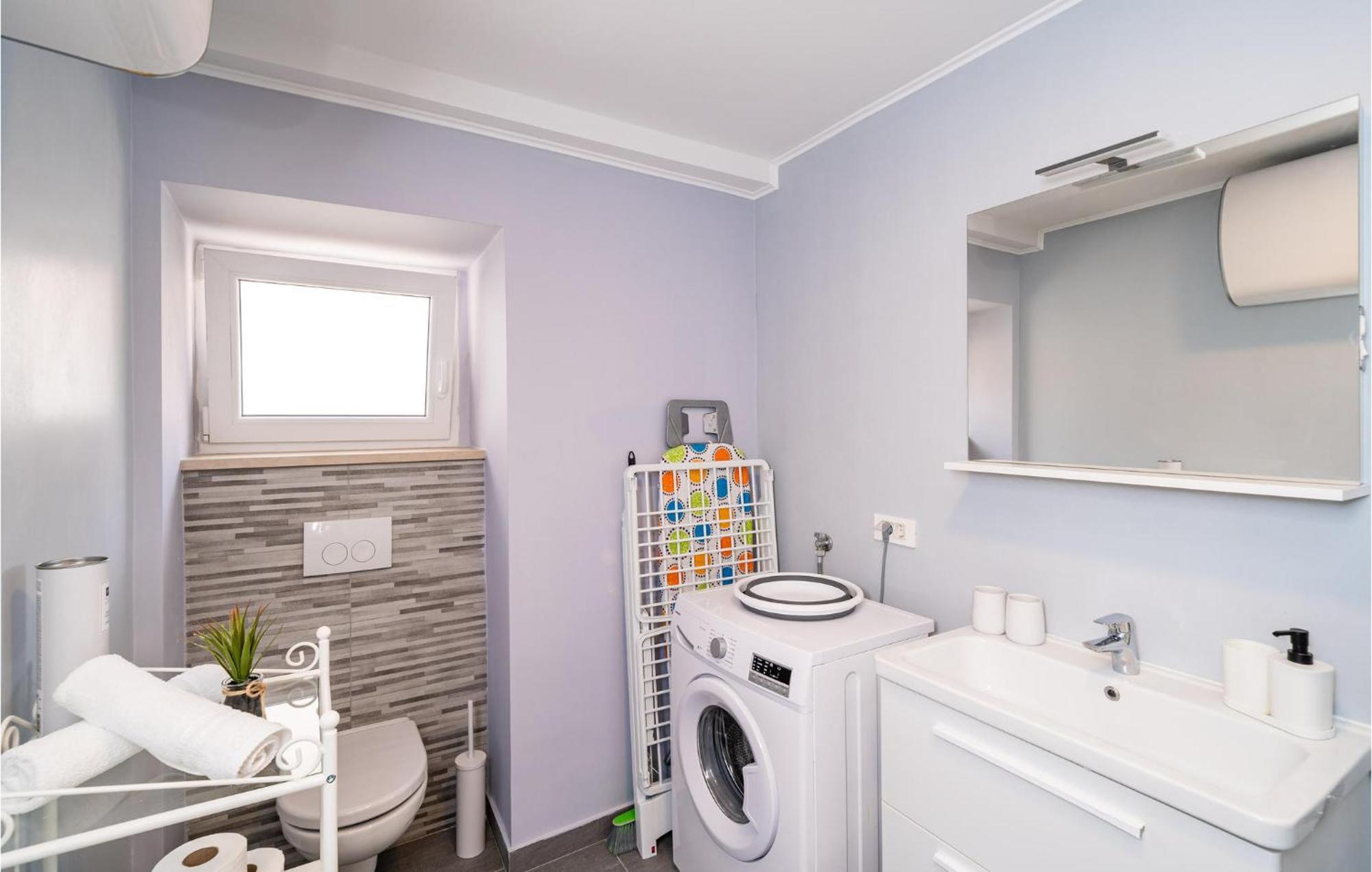 Nice Apartment In Dubrovnik With Kitchen ภายนอก รูปภาพ