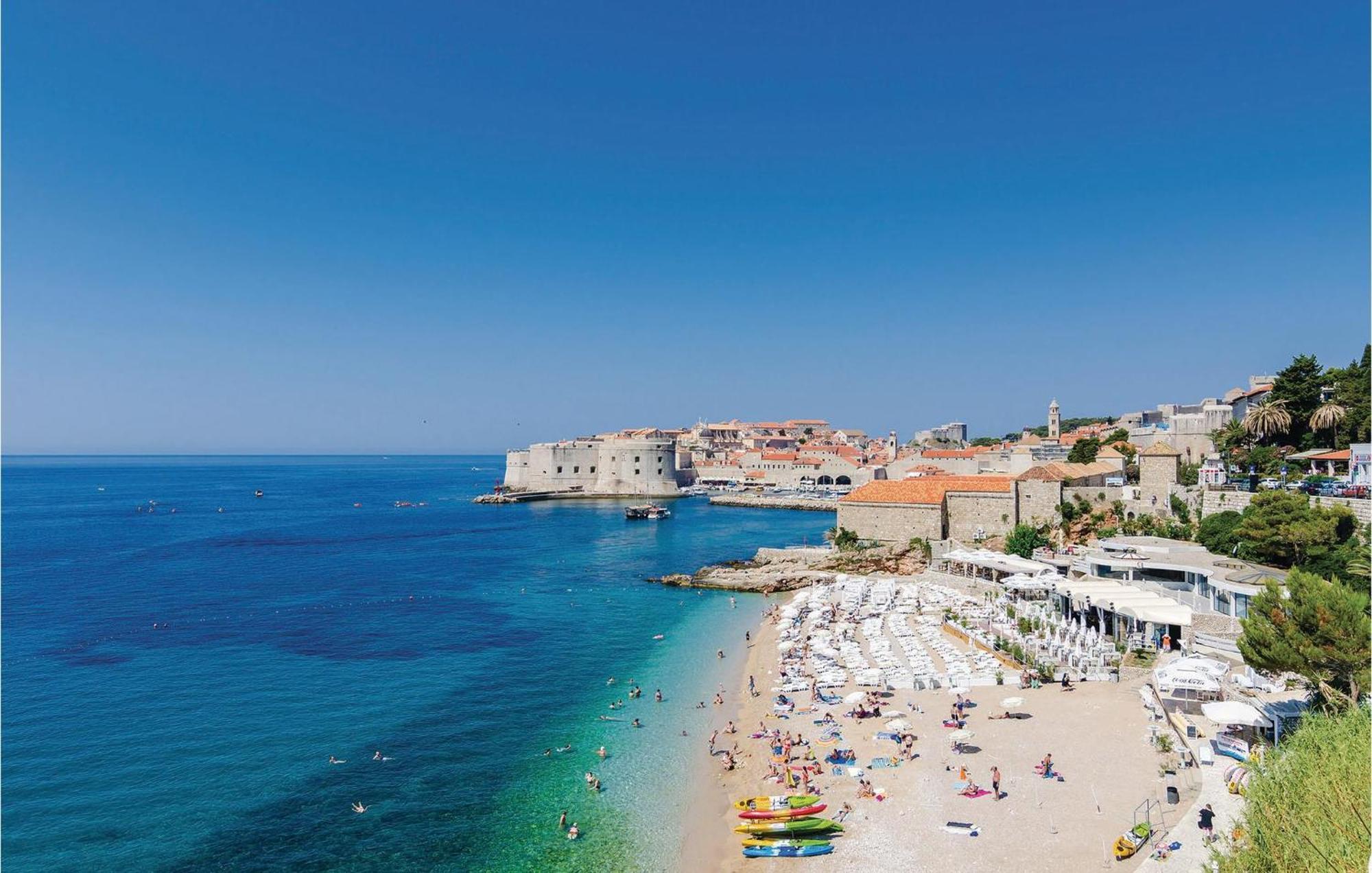 Nice Apartment In Dubrovnik With Kitchen ภายนอก รูปภาพ